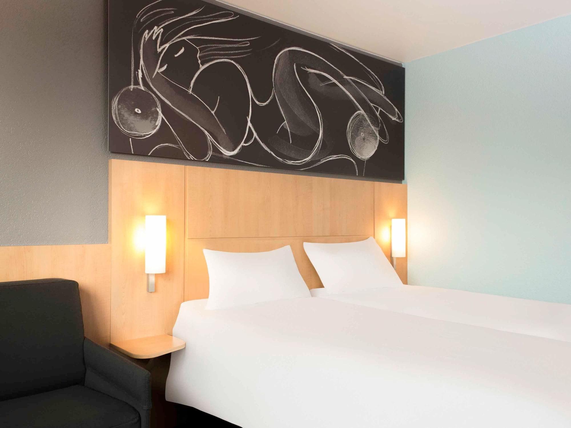 Ibis 3 Lacs Neuchatel Thielle Eksteriør billede