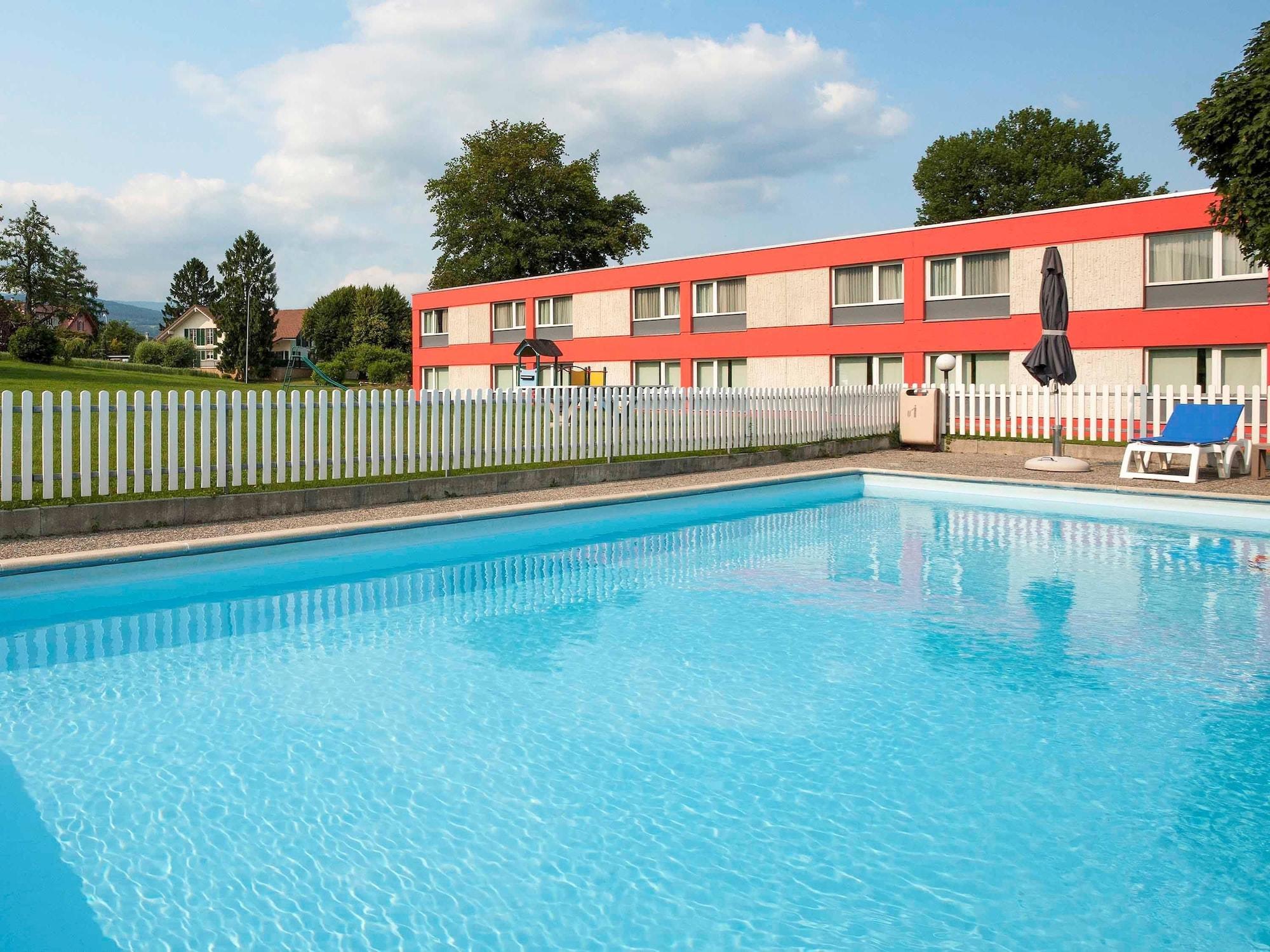 Ibis 3 Lacs Neuchatel Thielle Eksteriør billede