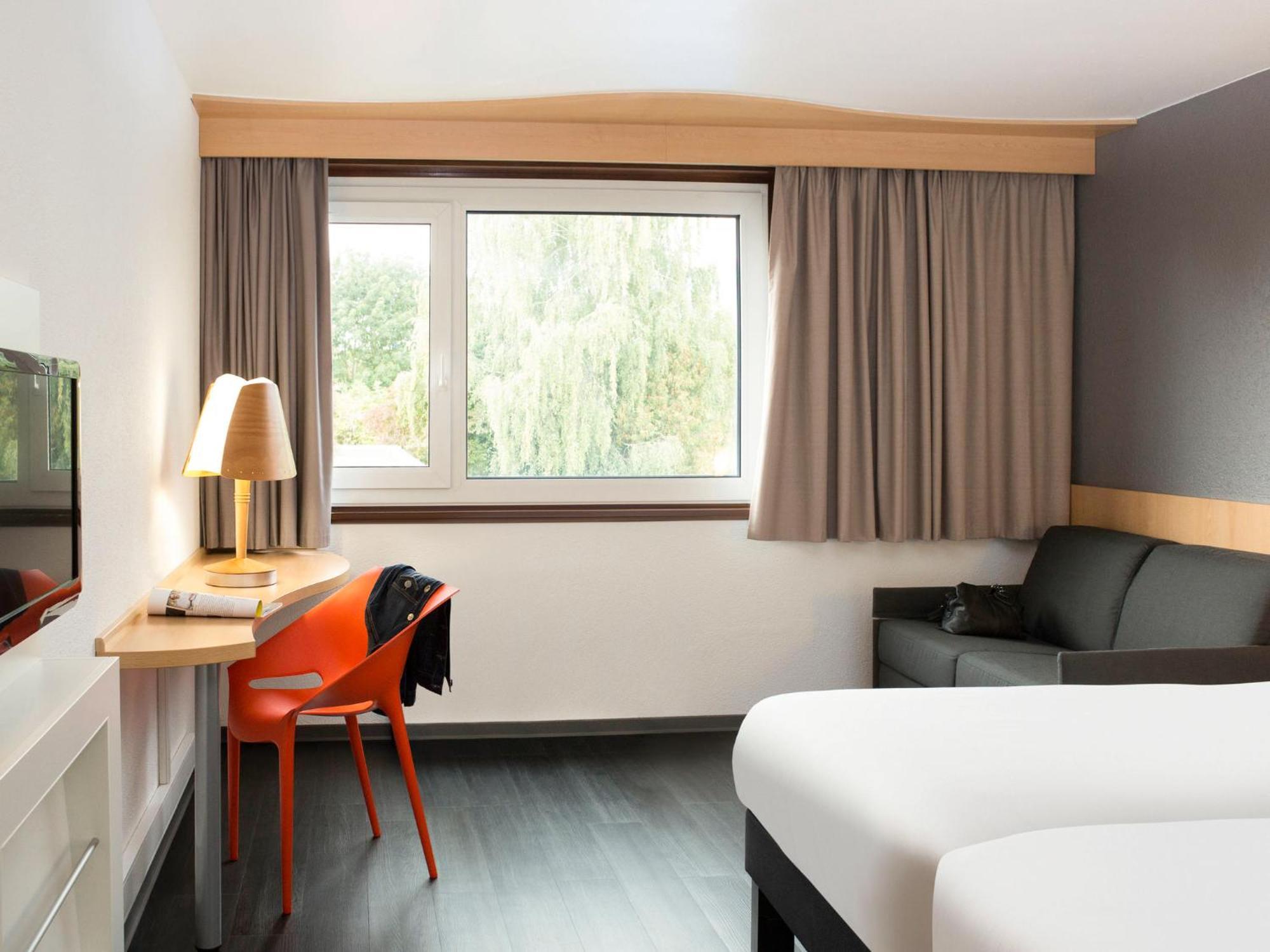 Ibis 3 Lacs Neuchatel Thielle Eksteriør billede
